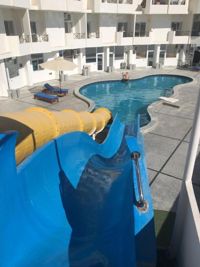 Apartment Bella Rosa Near The Sea Redsealine フルガダ エクステリア 写真